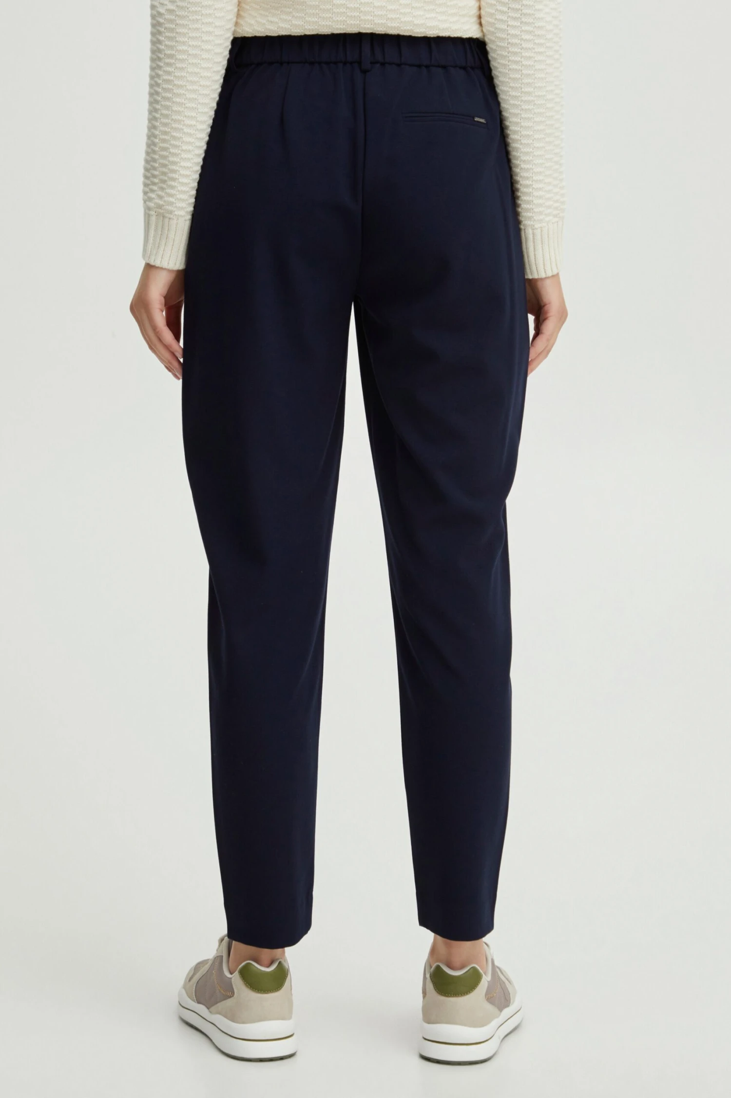 OXMO Stoffhosen Regular Stoffhose OXDovine Frauen Dunkelblau – Bild 4