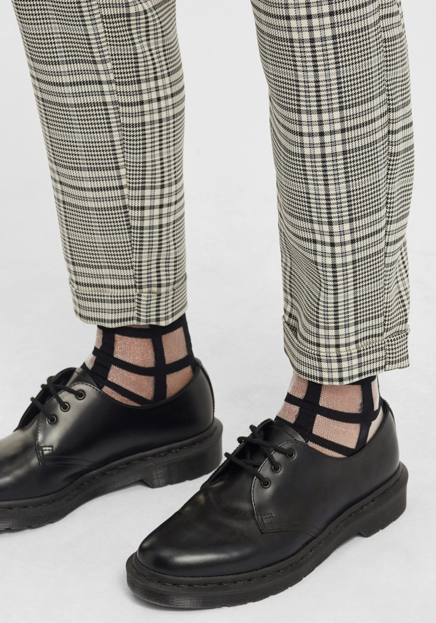 OXMO Stoffhosen Tapered Hose Livia Frauen Grau – Bild 6