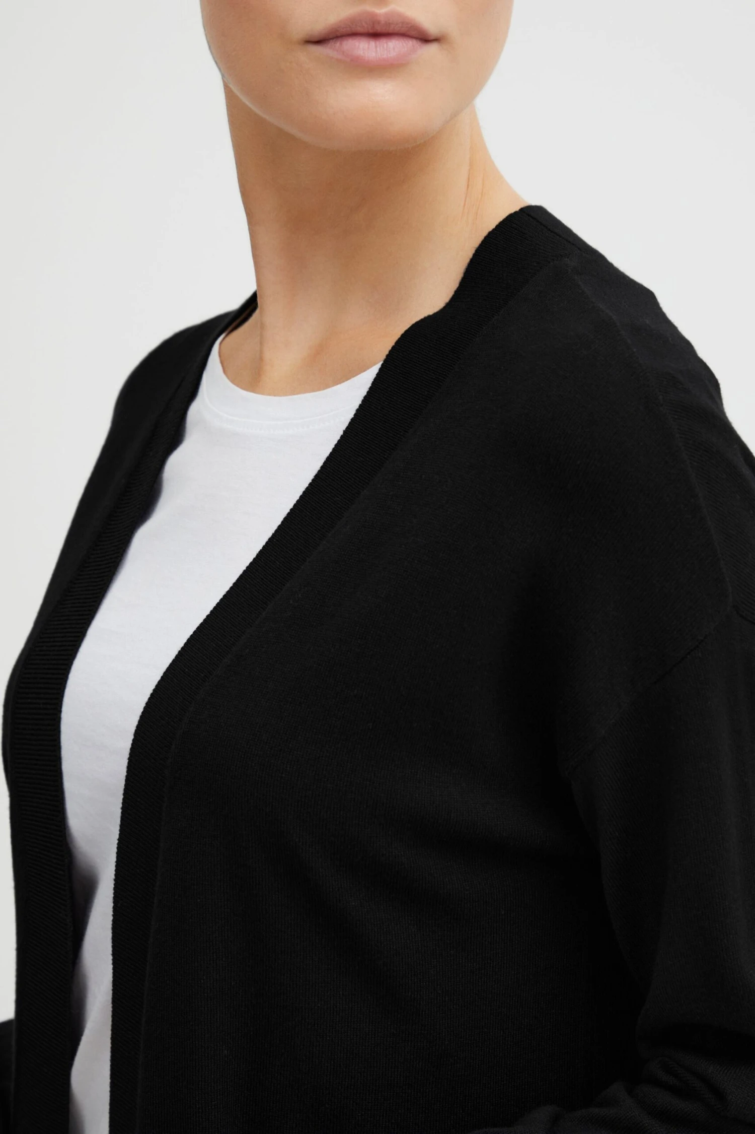 OXMO Strickjacken Strickjacke Oxkat Frauen Schwarz – Bild 5