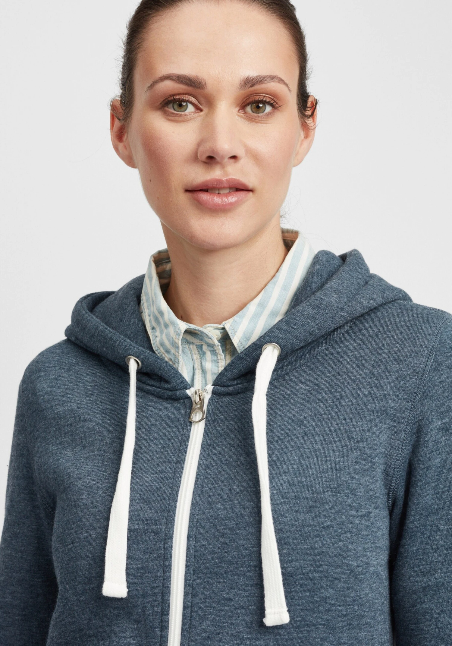 OXMO Sweatjacken Kapuzensweatjacke Olinda Frauen Blau – Bild 5