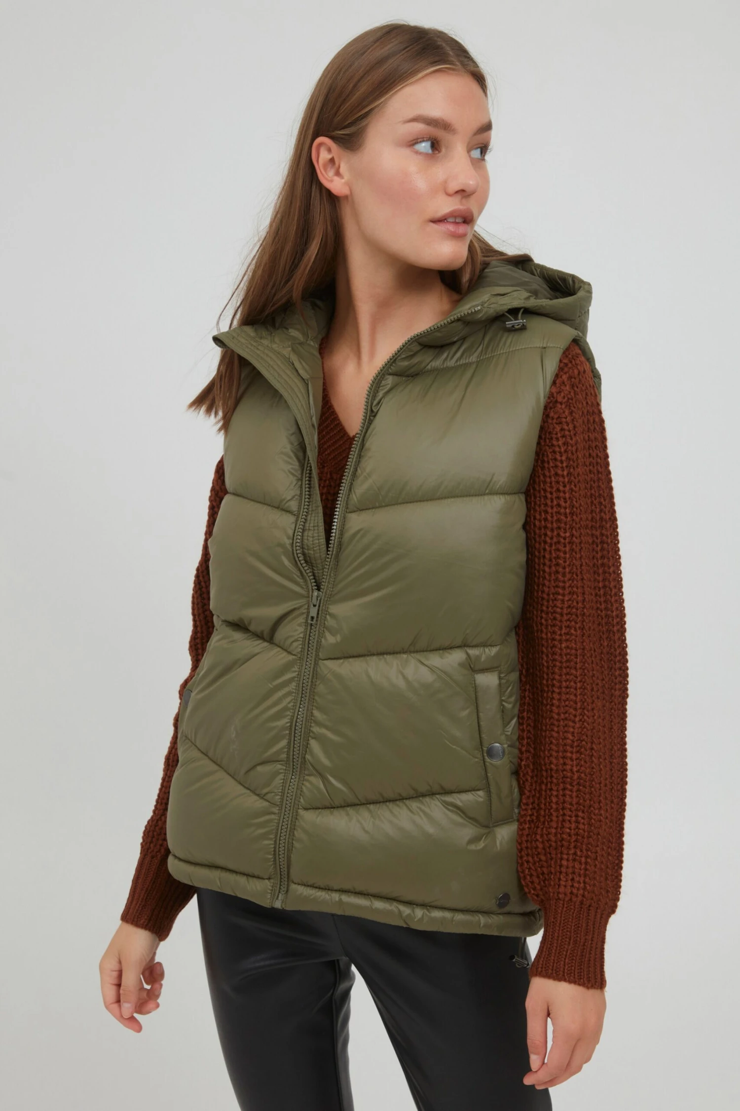 OXMO Westen Steppweste TABITA Frauen Oliv – Bild 2