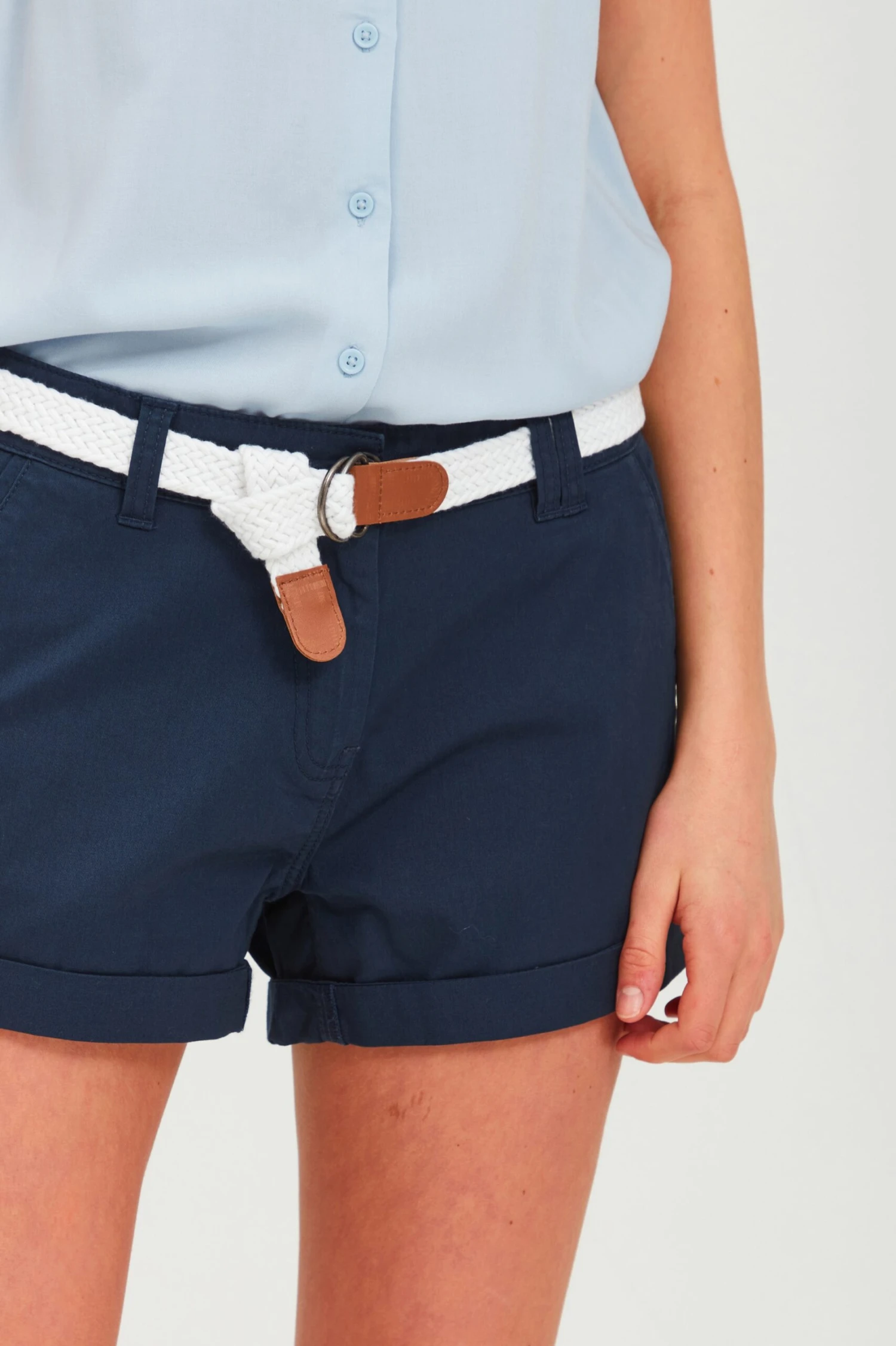 OXMO Shorts Regular Chinoshorts CHANETT Frauen Blau / Dunkelblau – Bild 5