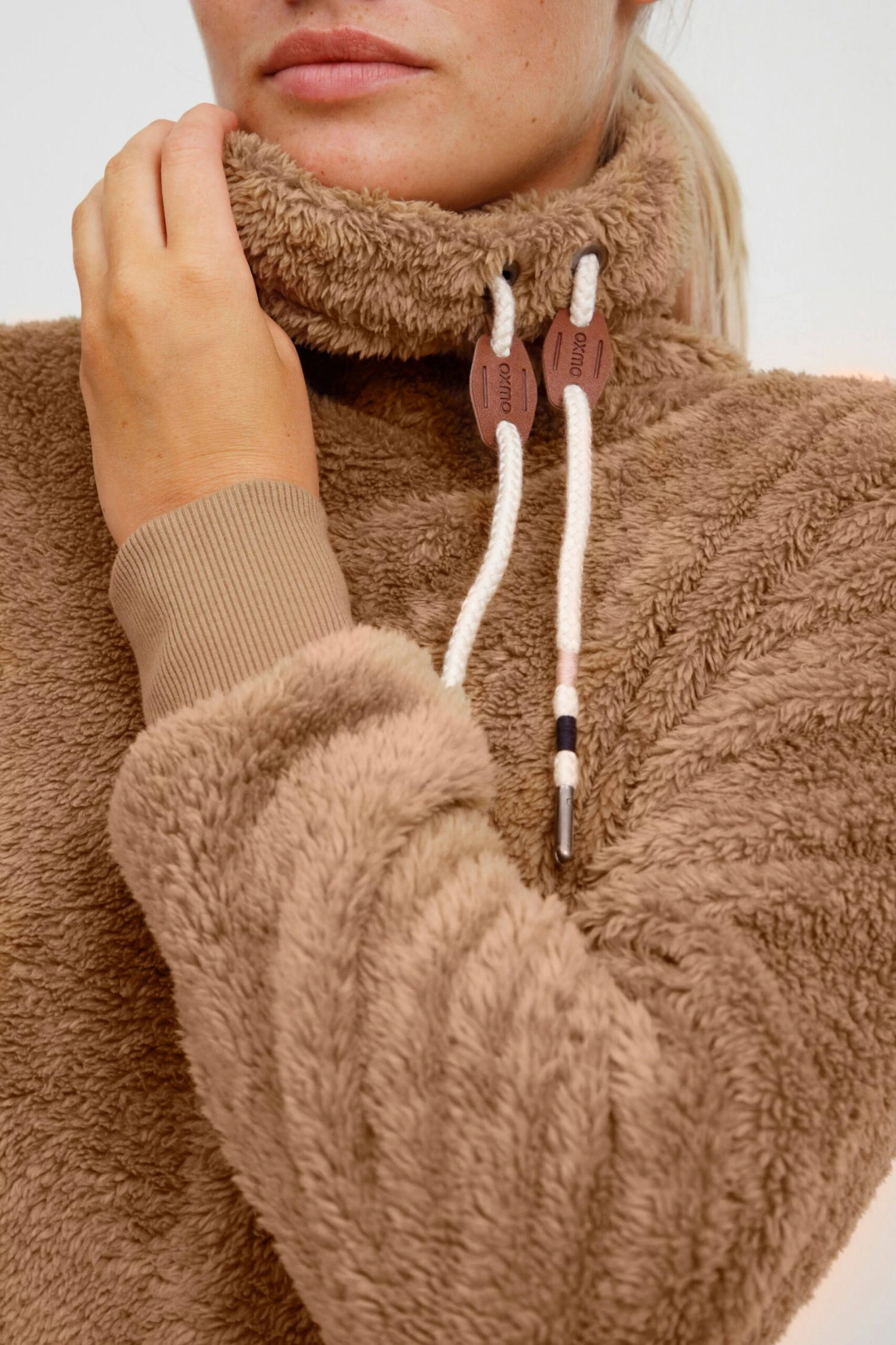 OXMO Pullover Fleecepullover ANNIKI Frauen Braun – Bild 5