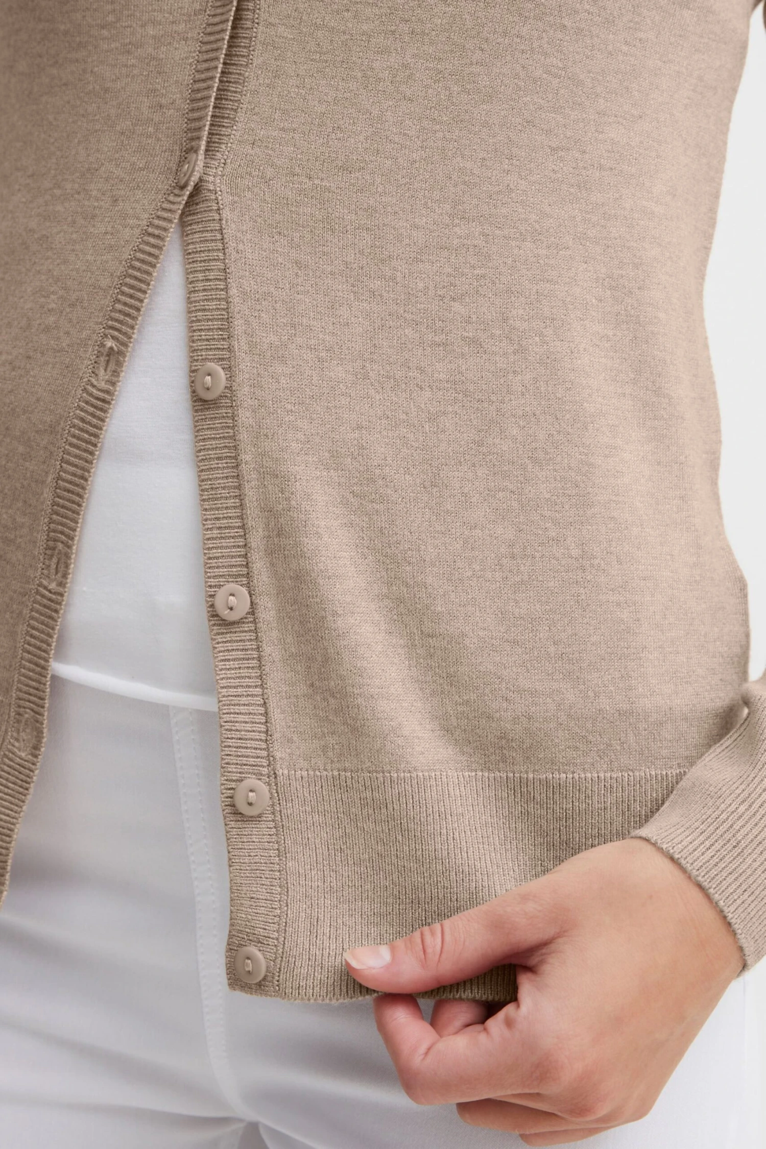 OXMO Strickjacken Strickjacke Oxhelene Frauen Braun – Bild 6