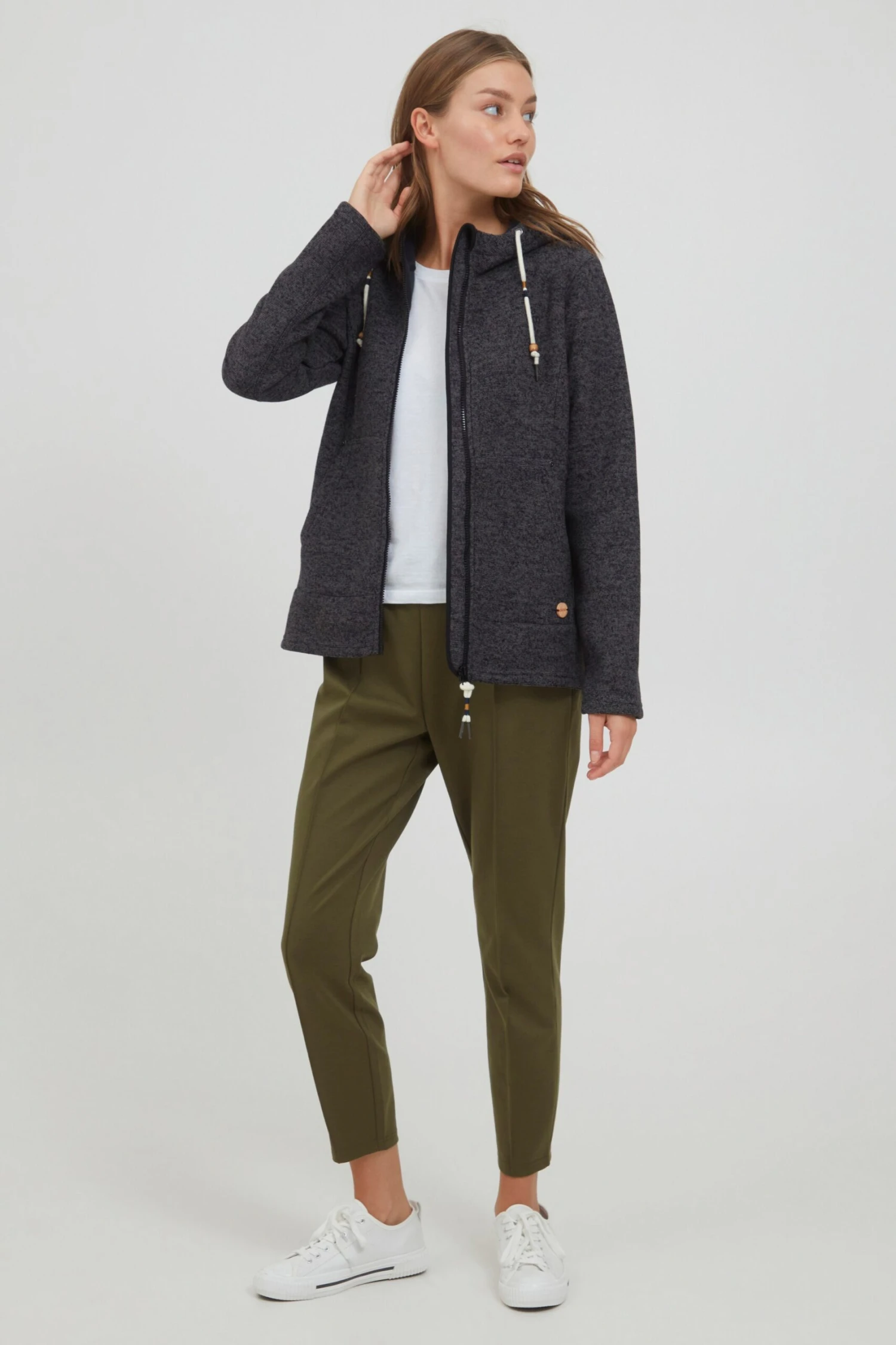 OXMO Outdoorjacken Fleecejacke FIA Frauen Schwarz – Bild 3