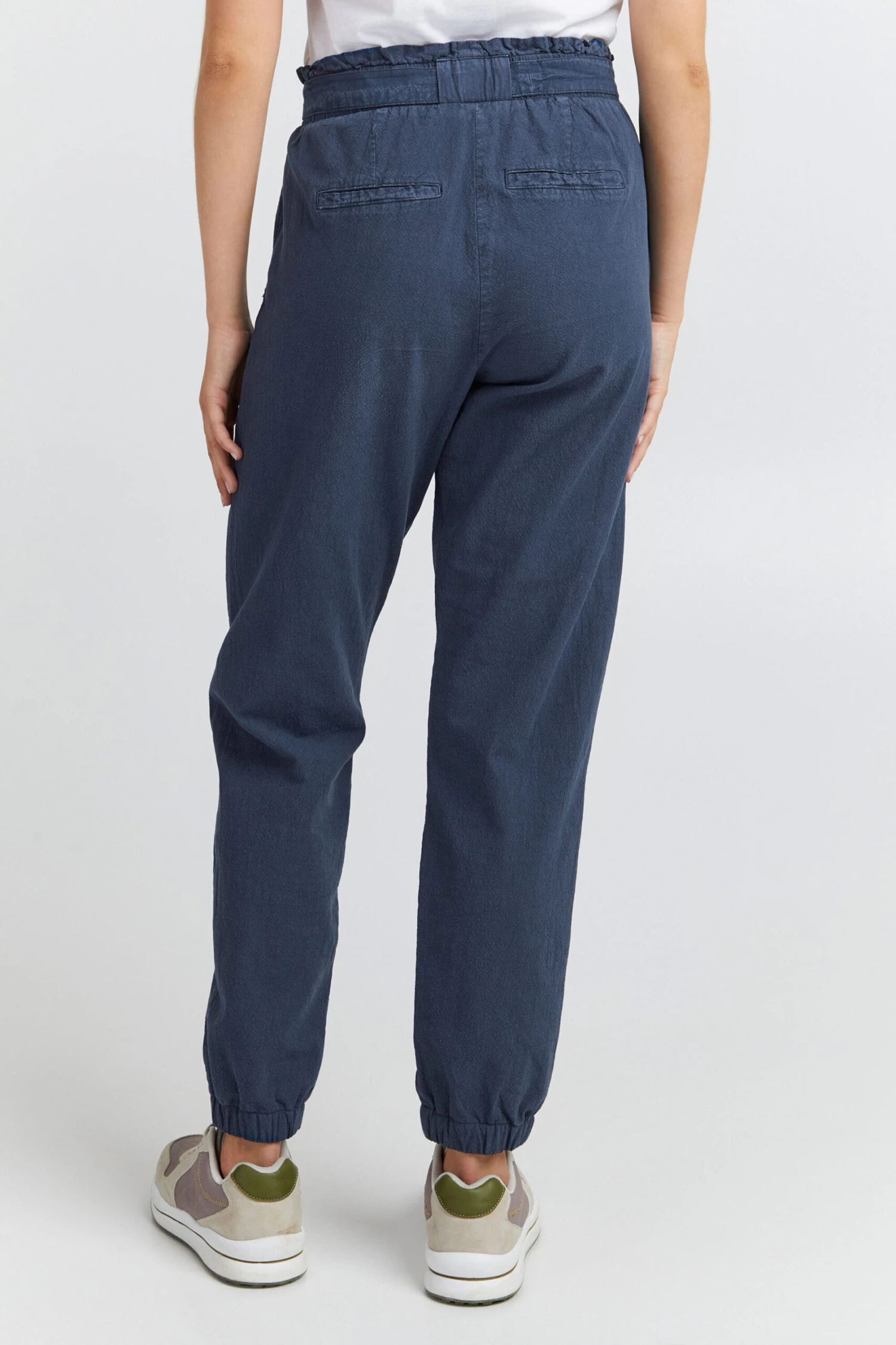 OXMO Bundfaltenhosen Loosefit Hose Lennja Frauen Dunkelblau – Bild 4