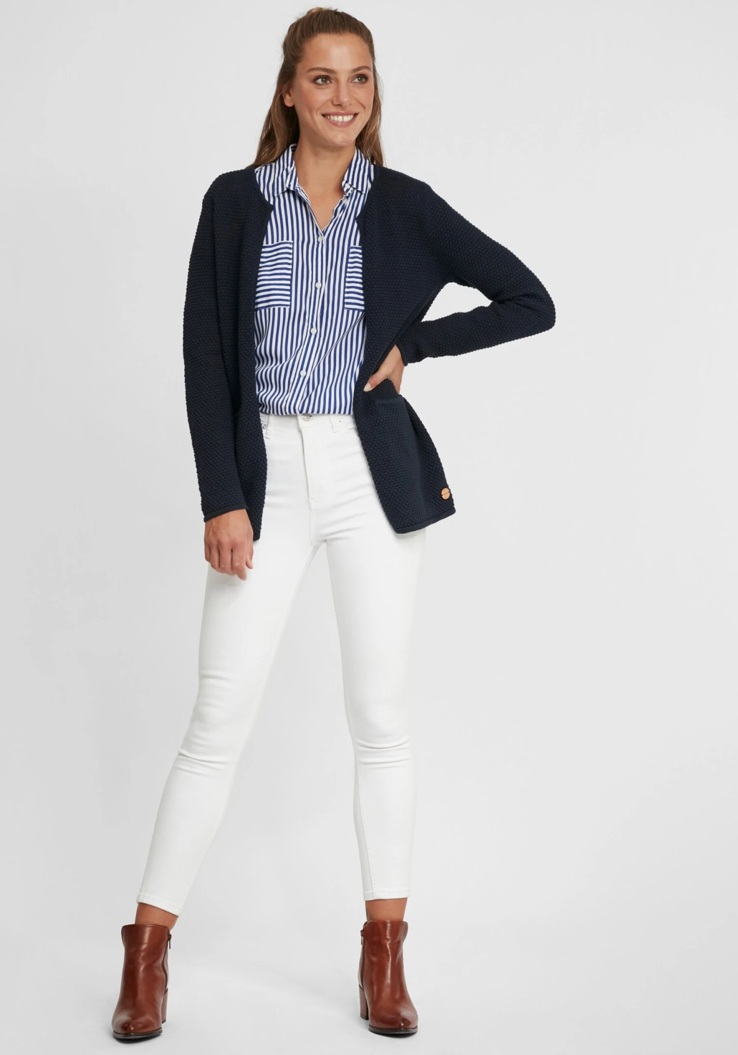 OXMO Strickjacken Strickjacke Hilda Frauen Schwarz – Bild 3